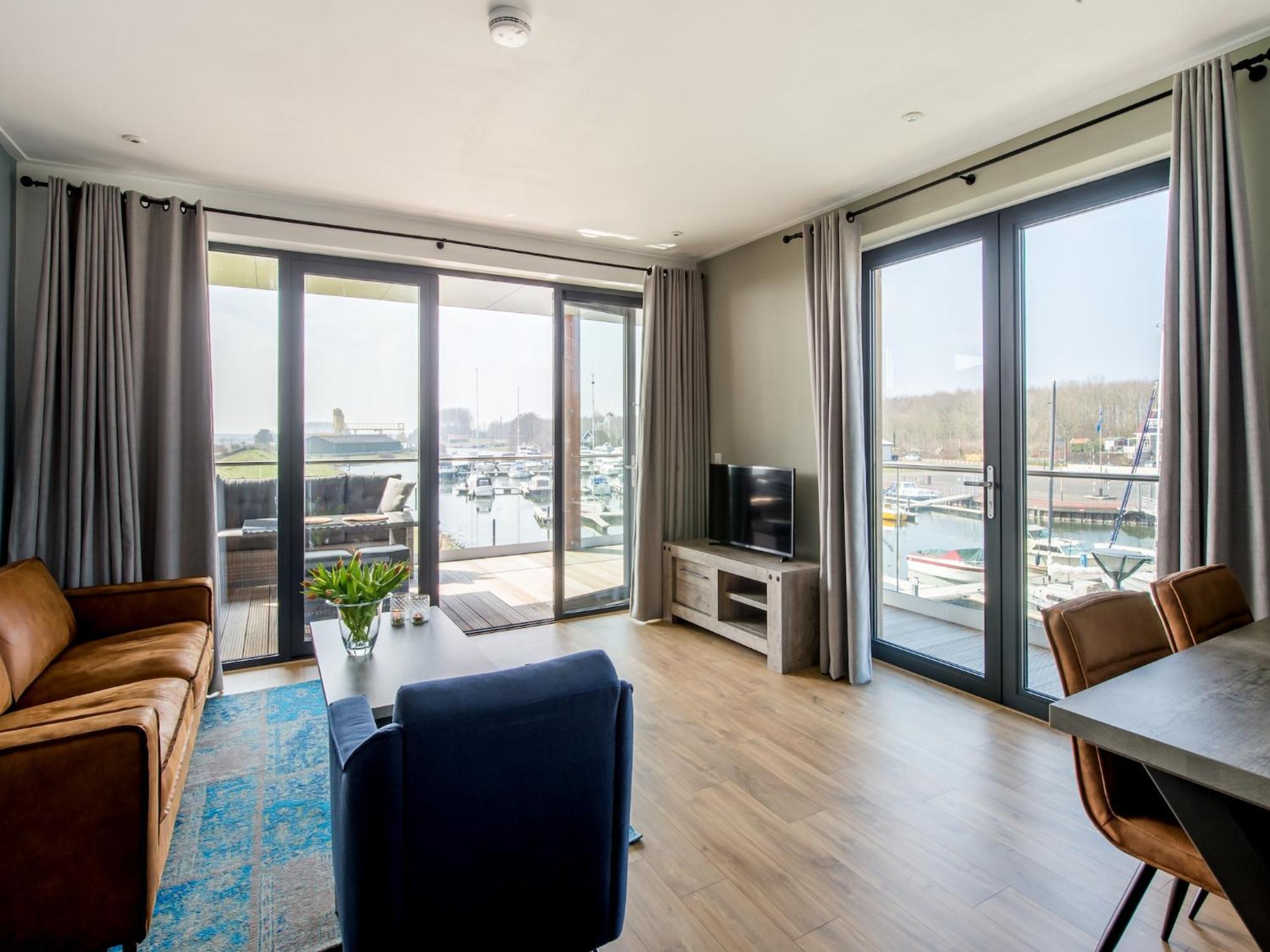 Waterlodge Blue Lagoon On A Jetty For 4 People Kamperland Εξωτερικό φωτογραφία
